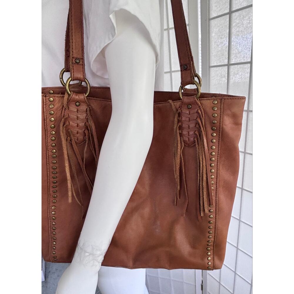 The Sak Cognac Leather Tote Bag Studded Fringe Large Boho Shoulder Bag  Festival - Picture 13 of 13